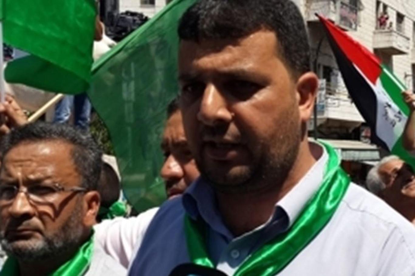 Abbas yönetimi Hamas yetkilisini serbest bıraktı